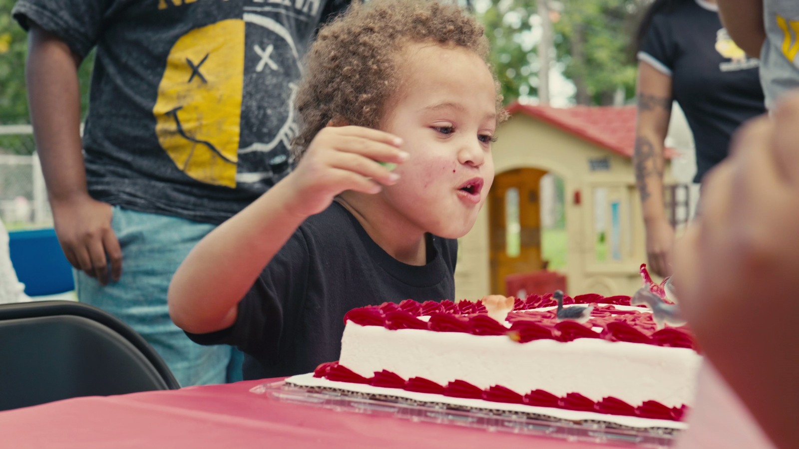 Alexander at his birthday cake